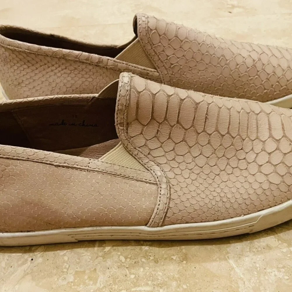 JOIE Kidmore Beige Kidmore Leather Slip-on Alligator/Croc Pattern Sneake…